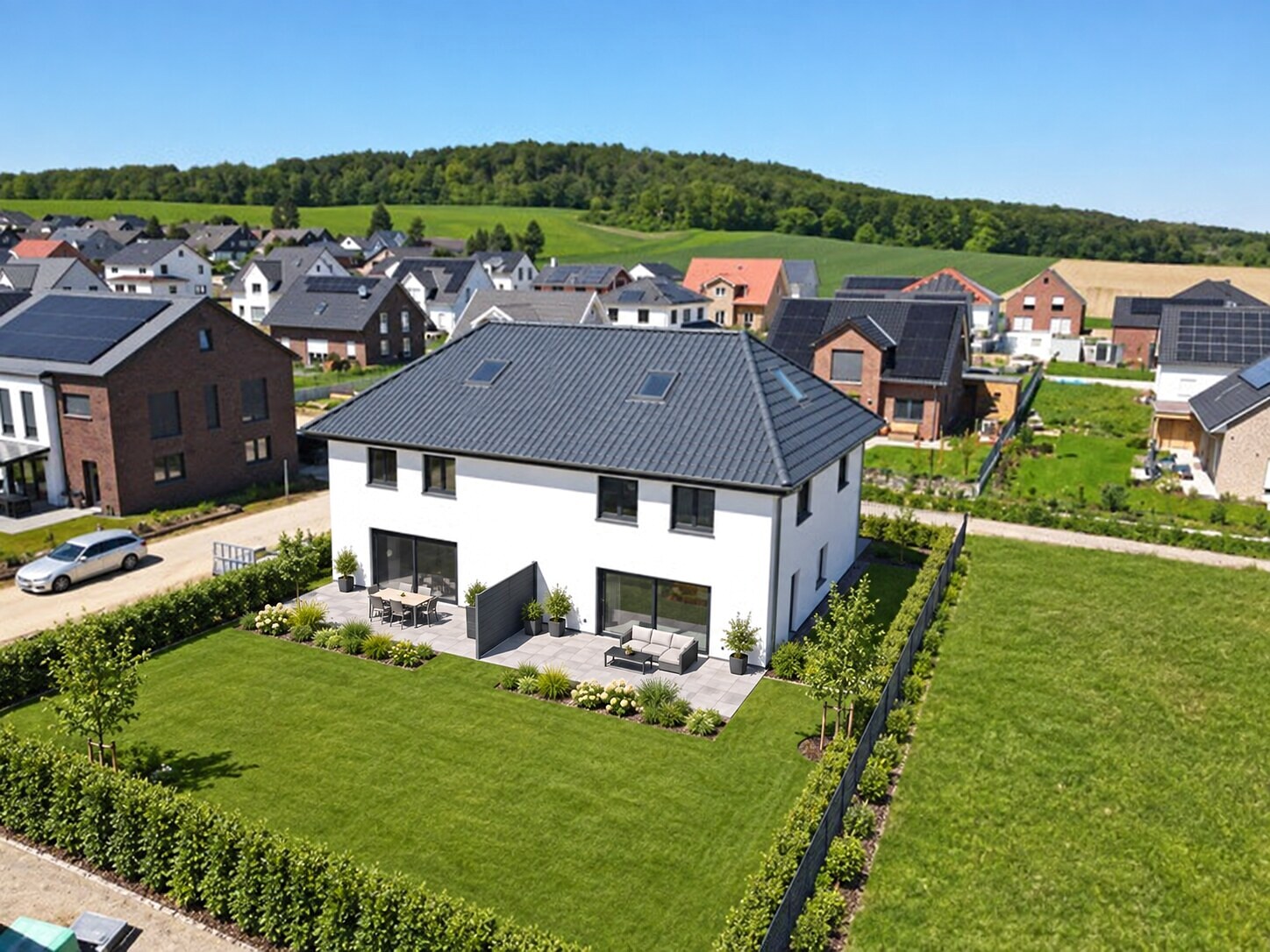 Doppelhaus-Stadtvilla des Referenzprojekts in Bennigsen